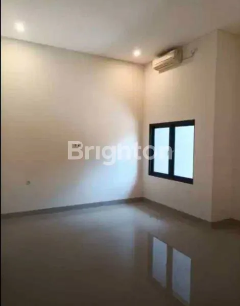 image RUMAH DI MANYAR TIRTOMOYO SIAP HUNI (6)