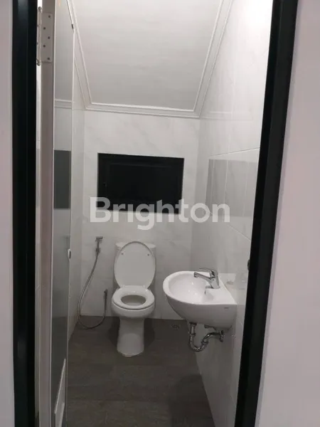 image RUKO 4 LT BARU GRESS WIJAYA KUSUMA SURABAYA, CCK UTK KANTOR TOKO DLL (6)