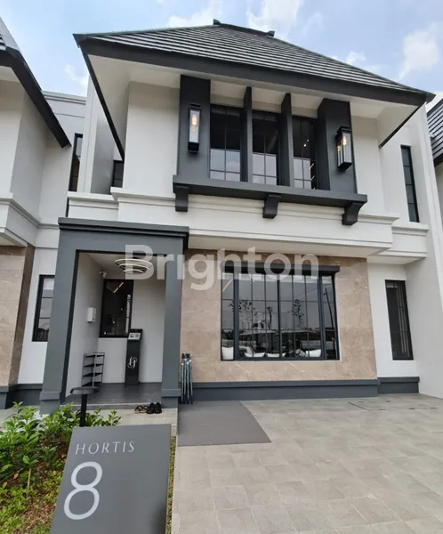 image RUMAH 2 LANTAI RASA RESORT DI SERPONG — DESAIN FRENCH TROPICAL, HARGA MULAI 990 JUTAAN! HORTIS 8 (1)