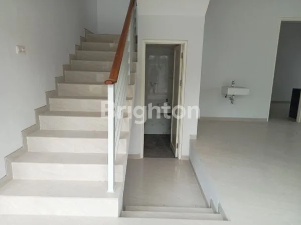 image RUMAH KERTAJAYA INDAH REGENCY MODERN MINIMALIS BARU GRESS SIAP HUNI (4)