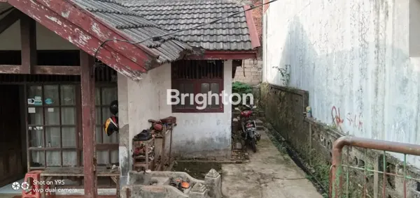 image RUMAH HITUNG TANAH DI LOKASI STRATEGIS BENCONGAN KELAPA DUA TANGERANG (3)