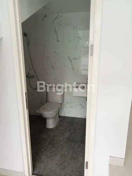 image RUMAH KERTAJAYA INDAH REGENCY MODERN MINIMALIS BARU GRESS SIAP HUNI (8)