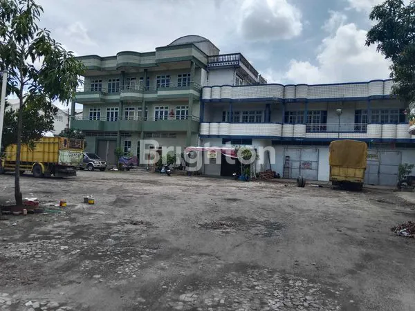 image RUMAH LUAS 2.250M² DI MEDAN, LOKASI STRATEGIS (2)