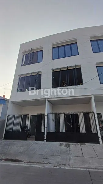 image RUKO BARU 3 LANTAI SIAP PAKAI PADEMANGAN JAKARTA UTARA (1)