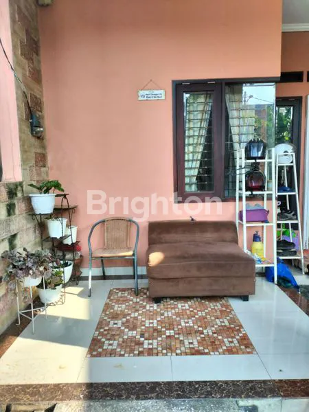 image RUMAH SHM LT 108 LB 150 SIAP HUNI (7)