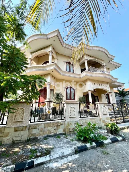 image RUMAH MEVVAH DARUSSAADAH GKB GRESIK (4)