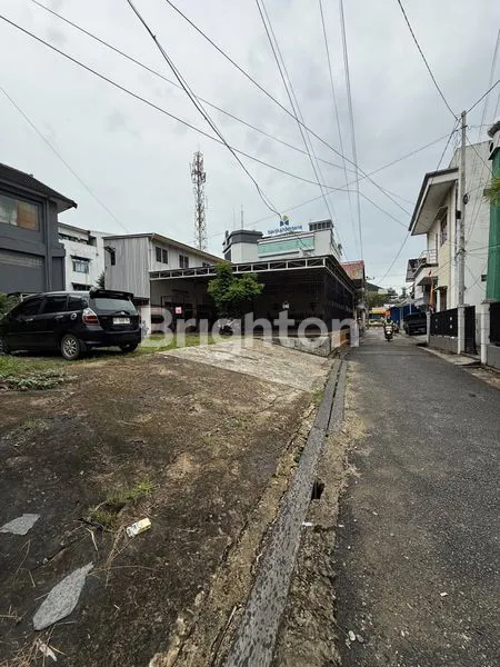 image TANAH DAN BANGUNAN COCOK UNTUK RESTORAN  (5)