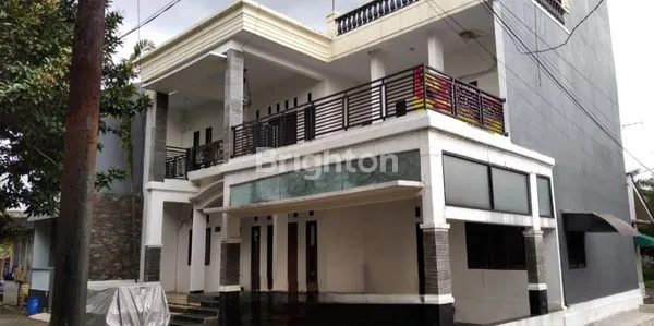 image RUMAH 2 LANTAI LT 175 LB 300 DI TAMAN PERSADA (1)