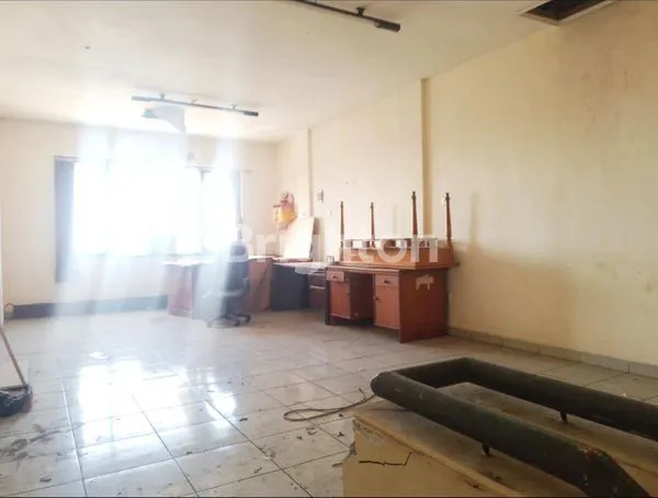 image RUKO 3 LANTAI STRATEGIS DI TEUKU UMAR, DENPASAR\\\\N (6)