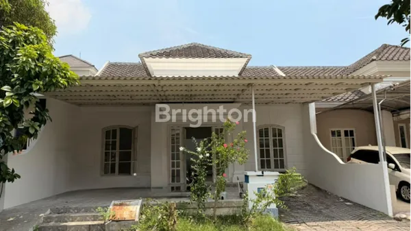 image RUMAH CANTIK LEBAR 10 DI CITRALAND (1)