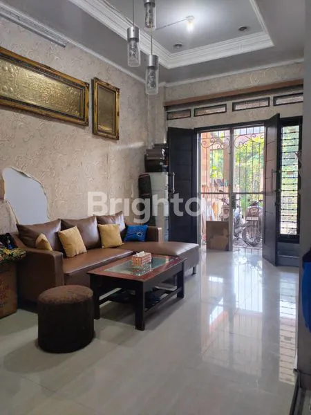 image RUMAH SHM LT 108 LB 150 SIAP HUNI (8)