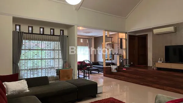 image HUNIAN EKSKLUSIF KEMANG, 6KT & GARASI 4 MOBIL (1)