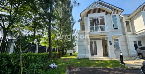 image RUMAH HOOK LAVON SWAN CITY VIEW DANAU (1)