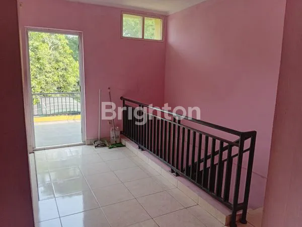 image RUMAH CANTIK SIAP HUNI KOTA WISATA CIBUBUR BOGOR (8)