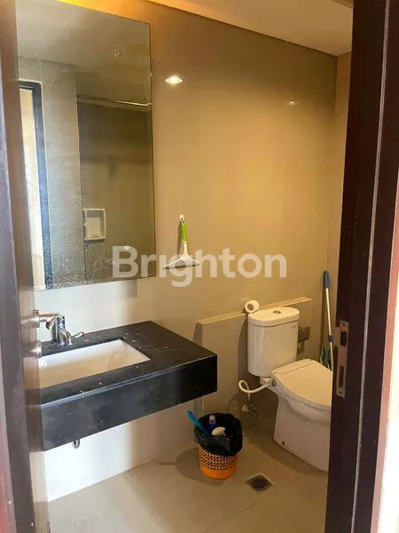 image APARTEMEN SPRINGHILL KEMAYORAN RESIDENCE TOWER LOTUS TIPE ROYALE SUITE 3BR+1 FULL FURNISH (6)