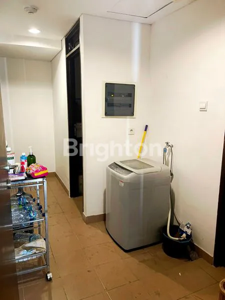 image APARTEMEN SPRINGHILL KEMAYORAN RESIDENCE TOWER LOTUS TIPE ROYALE SUITE 3BR+1 FULL FURNISH (7)