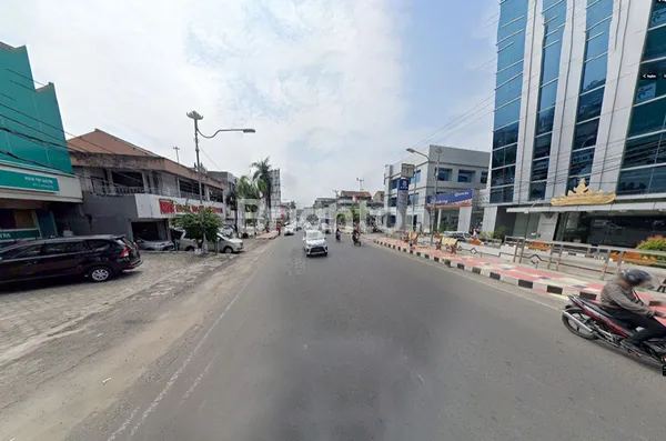 image RUKO GANDENG 2 PINTU 3 LANTAI 750 M2 JALAN RADEN INTAN (3)