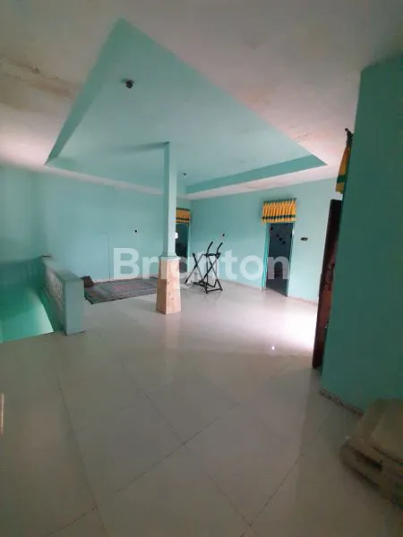 image RUMAH MEWAH 4KT DEKAT SEKOLAH & PERKANTORAN (3)