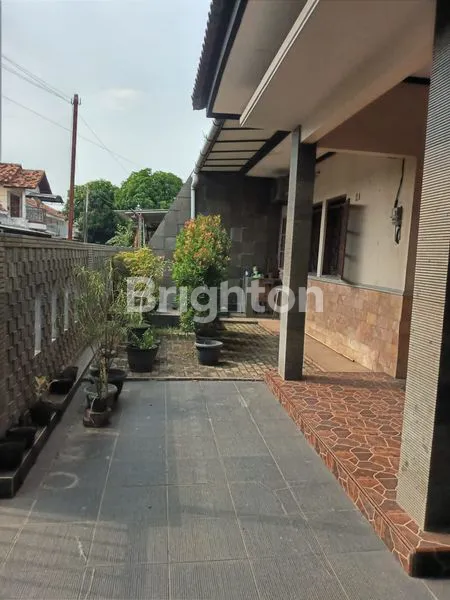 image RUMAH DI CAKRAWALA DEKAT KAMPUS BINUS (4)