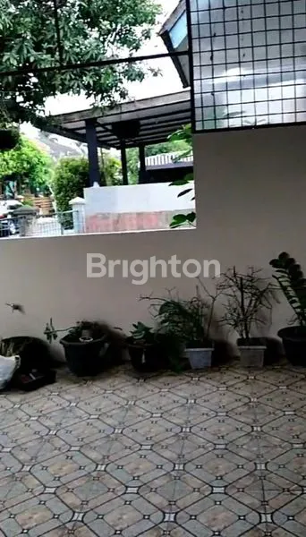 image RUMAH CANTIK TERAWAT FULLY FURNISHED SIAP HUNI (7)