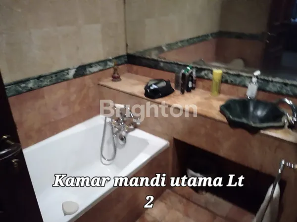 image RUMAH MEWAH SIAP HUNI DI REMPOA -CIPUTAT-TANGERANG SELATAN  (3)