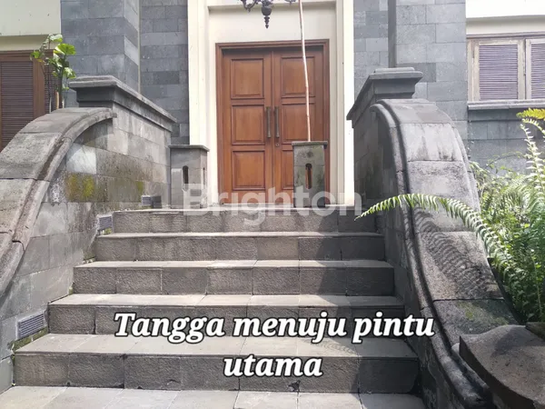 image RUMAH MEWAH SIAP HUNI DI REMPOA -CIPUTAT-TANGERANG SELATAN  (1)