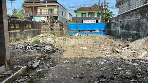 TANAH STRATEGIS DI JALAN RAYA SAYAN UBUD + BONUS BANGUNAN LAMA