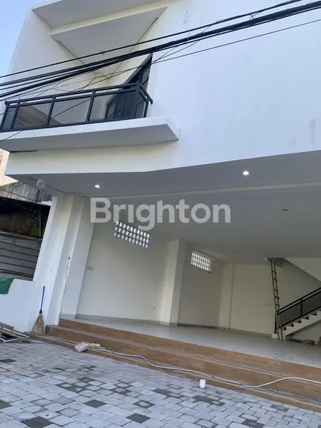 image RUKO BARU 2 LANTAI DI LOKASI STRATEGIS SESETAN DENPASAR (5)