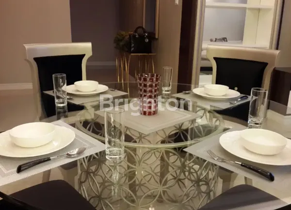 image APARTEMEN 3 BR MEWAH KUNINGAN, LUXURY FULL FURNISHED • LOKASI PREMIUM • SIAP HUNI (2)