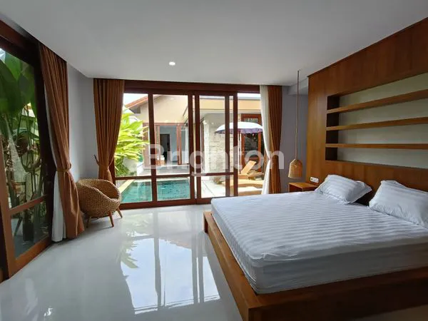 image BRAND NEW CHARMING MODERN VILLA 2 BR IN SAYAN, UBUD | FREEHOLD (4)