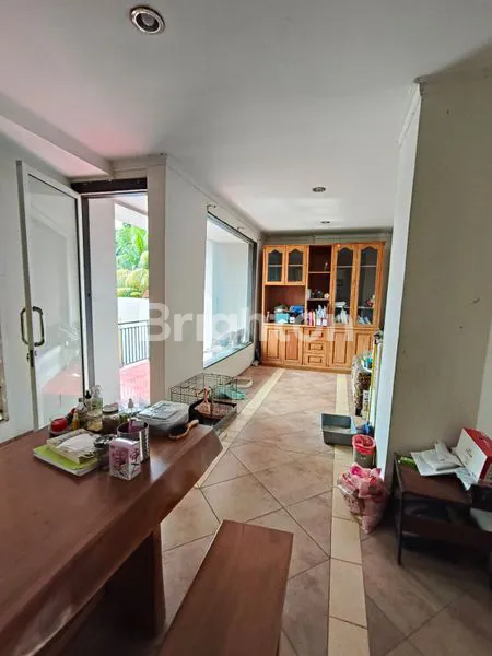 image RUMAH MEWAH 2 LANTAI LT 1100M² DI LAGUNA DEPOK (7)