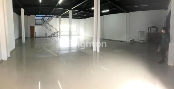 image RUKO STRATEGIS PRIVATE 1400M² DENGAN 2 BASEMENT GUDANG (7)