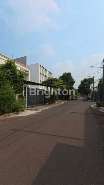 image HUNIAN STRATEGIS TAMAN RATU 3 KAMAR (2)