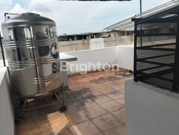 image RUMAH 2½ LANTAI DI ZEIN RESIDENCE MEDAN (4)