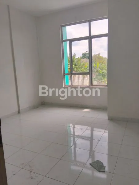 image RUMAH 2½ LANTAI DI ZEIN RESIDENCE MEDAN (3)