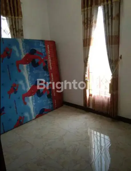 image RUMAH 2 LANTAI SEMI FURNISHED SIAP HUNI BEBAS BANJIR DI JATIUWUNG (8)