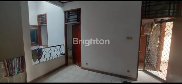 image DIJUAL CEPAT, BU : RUMAH 2LANTAI DI DEPOK, JAWA BARAT (3)
