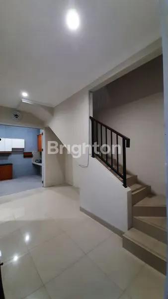 image RUMAH 2 LANTAI 3+1KT DI CLUSTER FORTUNE GRAHA RAYA TANGERANG (2)