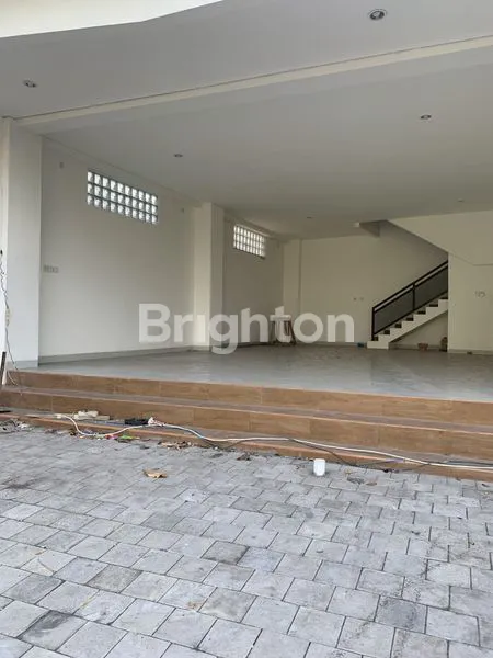 image RUKO BARU 2 LANTAI DI LOKASI STRATEGIS SESETAN DENPASAR (7)