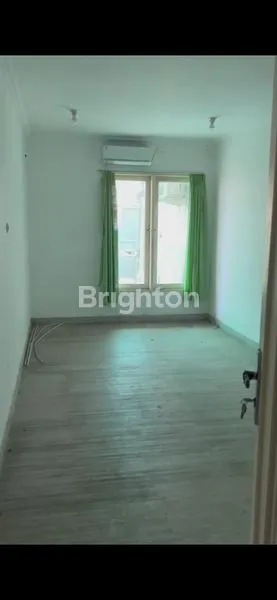 image RUMAH MUARA KARANG HOEK (4)