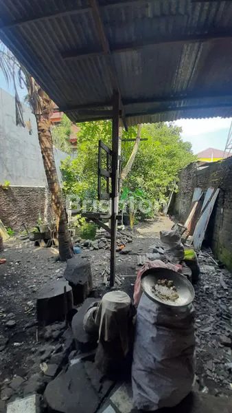 image DIJUAL RUMAH DAERAH KETILENG RAYA. SELANGKAH KE RS WONGSONEGORO. 5 MENIT KE SUPERINDO. SEBERANG STADION BALASUGA. 10 MENIT KE RS. PRIMAYA. SANGAT COCOK UNTUK USAHA.  (4)