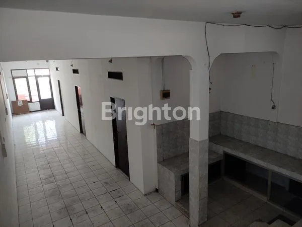 image RUKO 2 LANTAI PINGGIR JALAN BESAR DISEWAKAN (4)