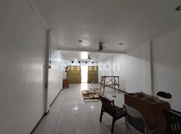 image RUKO 2 LANTAI PINGGIR JALAN BESAR DISEWAKAN (2)