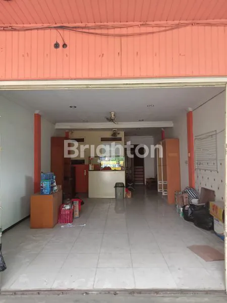 RUKO 2 LANTAI PINGGIR JALAN BESAR DISEWAKAN