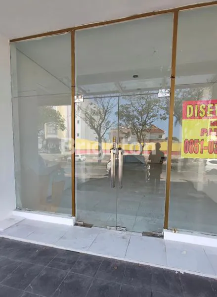 RUKO 3 LANTAI NOL  JALAN RAYA DI TAMAN TELAGA