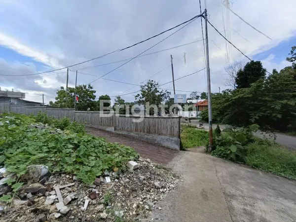 image VILA SEMI-FURNISHED 2 LANTAI, KOLAM RENANG (4)