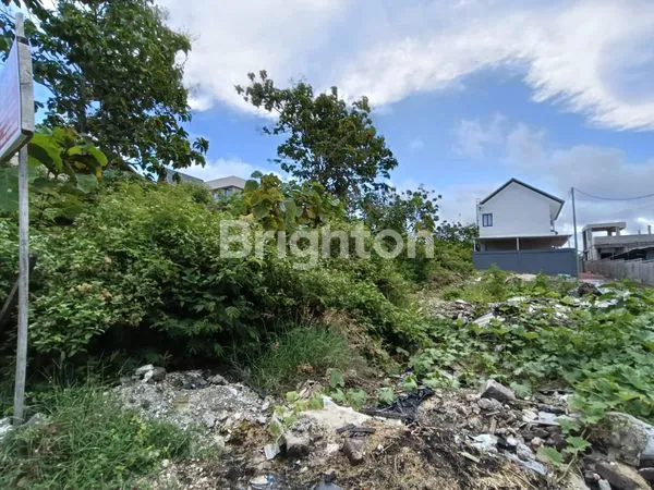 image VILA SEMI-FURNISHED 2 LANTAI, KOLAM RENANG (3)