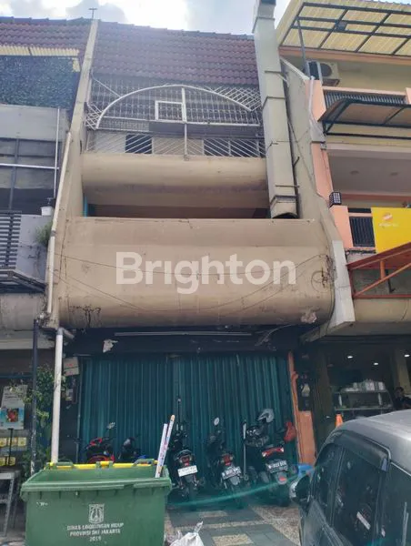 image RUKO SIAP HUNI DI BOULEVAR KELAPAGADING JAKARTA UTARA  (1)