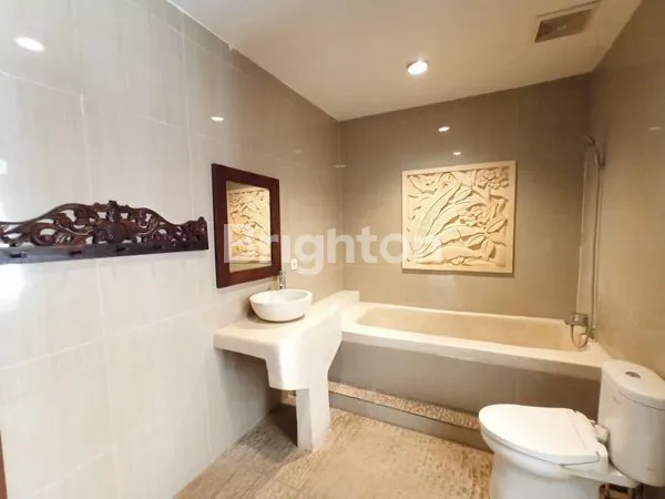 image VILA MEWAH SANUR, KOLAM RENANG & VIEW SAWAH (4)