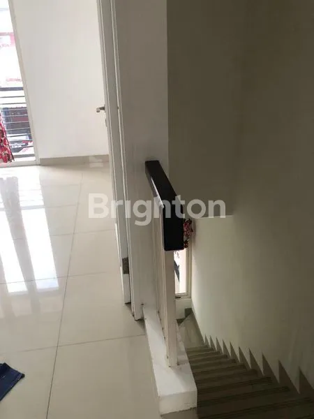 image RUMAH RESIDENCE ONE RED SAPPHIRE UK 6X15 SHM (3)